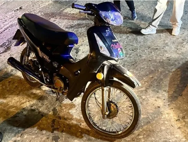 accidente-leones-moto-y-auto-13-julio-e1752495572772